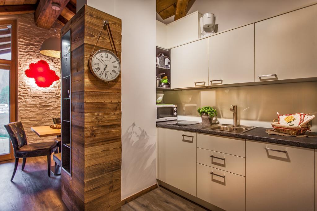 Chalet Stefan - Apartments La Villa  Kamer foto