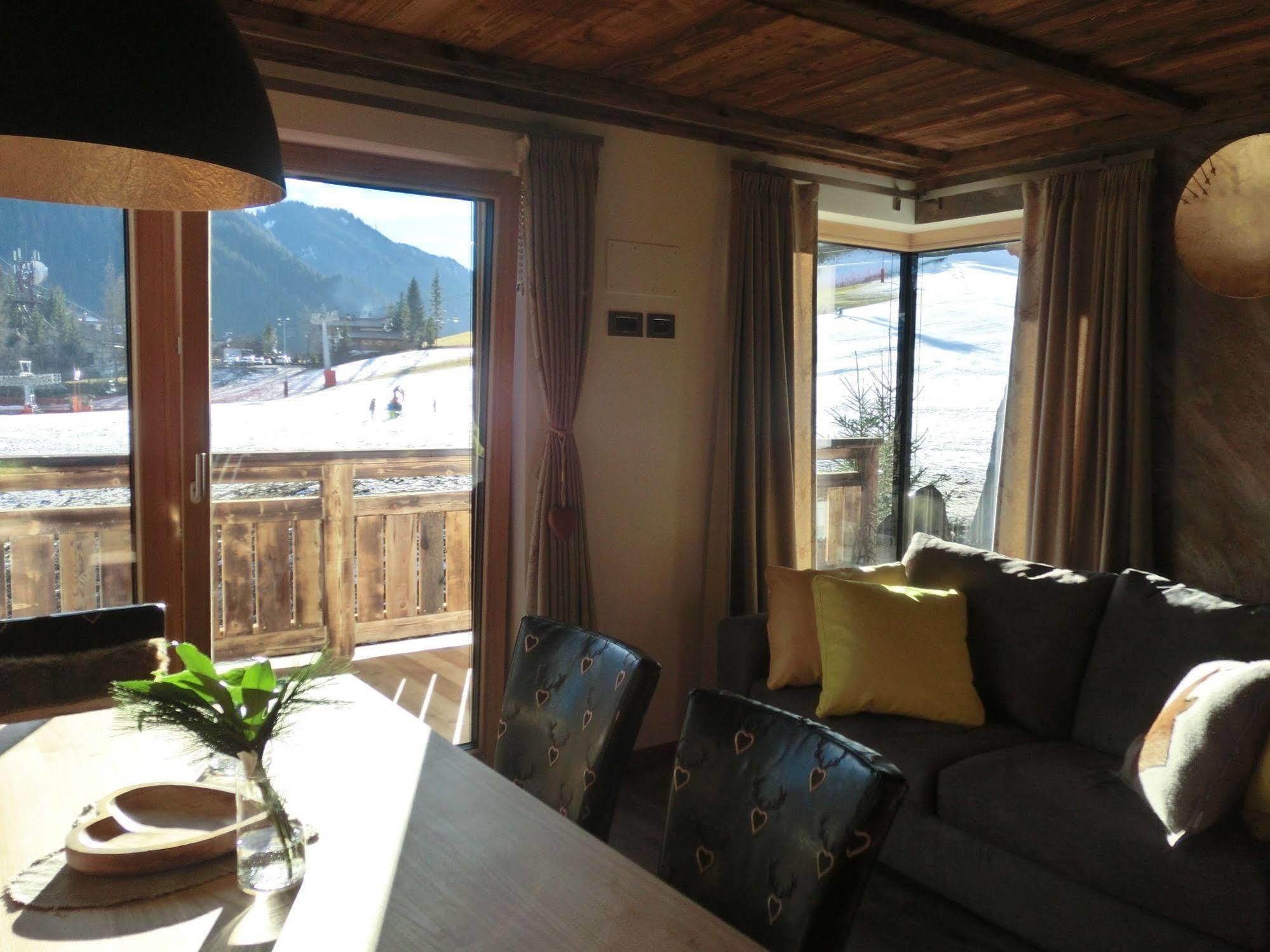 Chalet Stefan - Apartments La Villa  Buitenkant foto